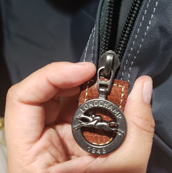 Longchamp Le Pliage Travel Tote 11.7 x 13.8 x 9 - Picture 3 of 8